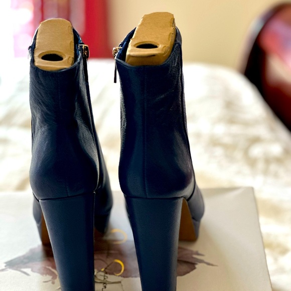 Jessica Simpson booties, deep royal blue. - Picture 5 of 6